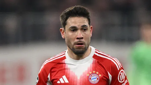 Juventus oferece R$ 17 milhões por ano para Raphaël Guerreiro, do Bayern. (Photo by Stuart Franklin/Getty Images)
