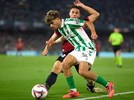 Barcelona avalia contratação do atacante Ez Abde, do Betis