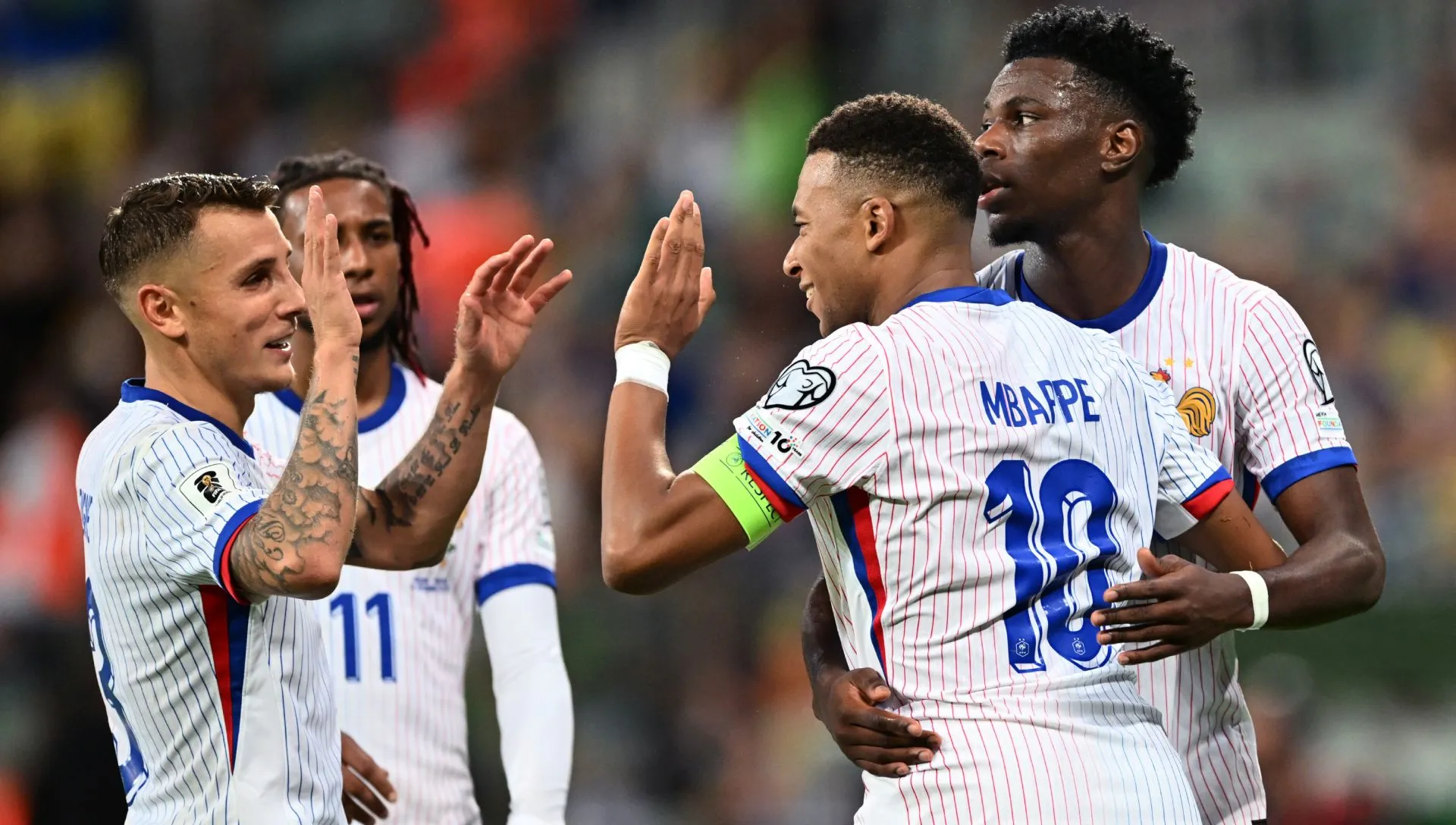 Mbappé comemora gol nas Eliminatórias da Copa do Mundo. Foto: Mateusz Slodkowski/Getty Images