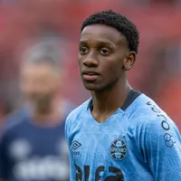 Newcastle avalia a contratação de Gabriel Mec, do Grêmio