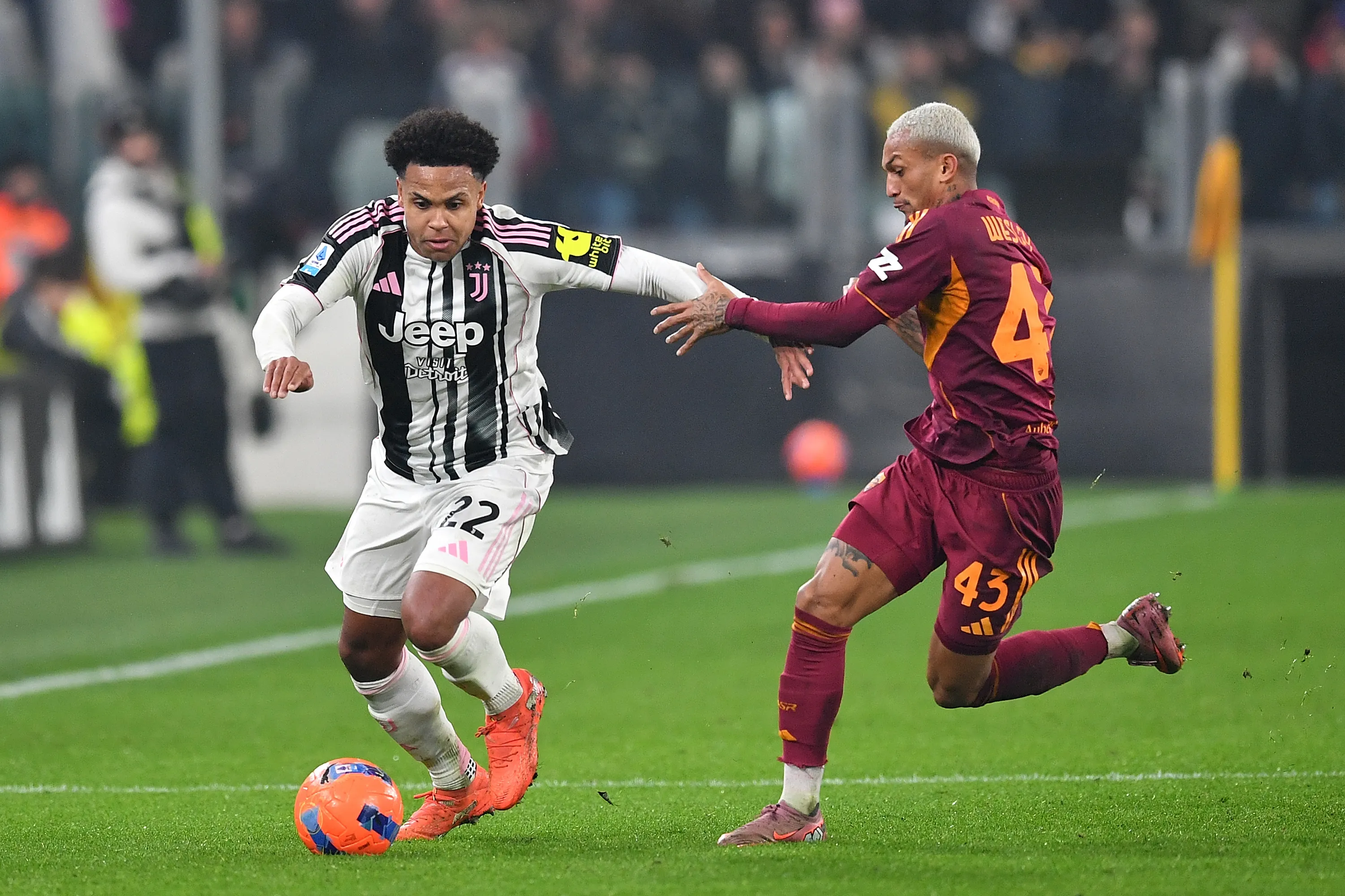 Wesley em jogo contra a Juventus. Foto: Valerio Pennicino/Getty Images