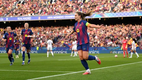 Alexia Putellas é uma das grandes atletas do Barcelona na temporada - Foto: David Ramos/Getty Images