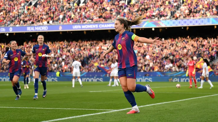 Alexia Putellas é uma das grandes atletas do Barcelona na temporada - Foto: David Ramos/Getty Images