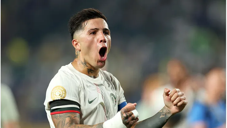 Enzo Fernández pode deixar o Chelsea. Luke Hales/Getty Images.