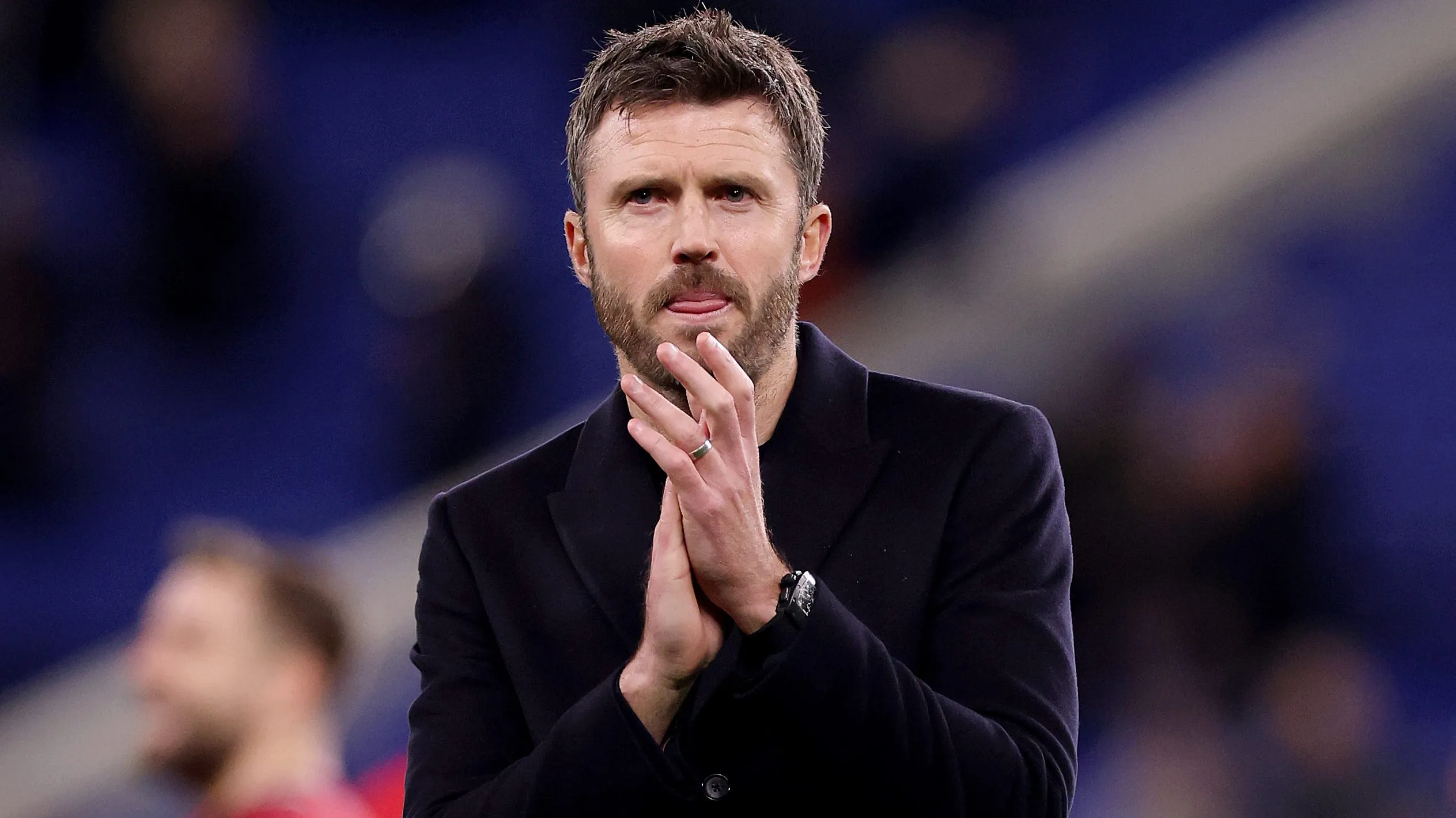 Michael Carrick em campo comandando o Manchester United (Photo by Carl Recine/Getty Images)