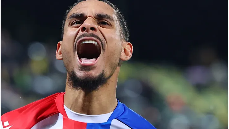 Chelsea entra na disputa com o Liverpool pelo zagueiro Lacroix, do Crystal Palace e da Seleção Francesa.(Foto: Chara Savvidou/Getty Images)