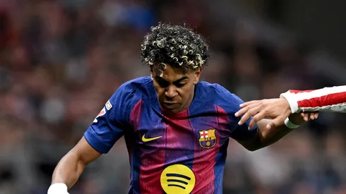 Lamine Yamal demonstra irritação no Barcelona por excesso de ordens táticas de José Ramón de la Fuente. (Foto por Denis Doyle/Getty Images)