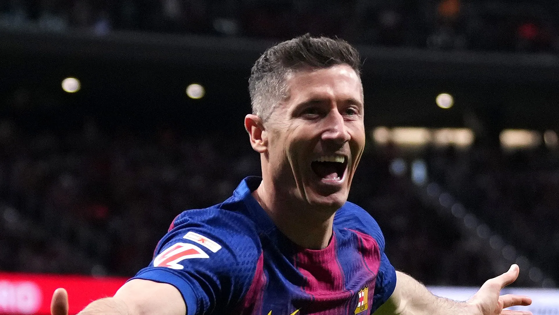 Lewandowski vira no 87′ e Rashford brilha: heróis do Barcelona contra Atlético. (Foto de Aitor Alcalde/Getty Images)