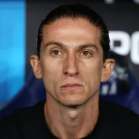 Filipe Luís viaja para Europa e planeja se aprimorar após pausa