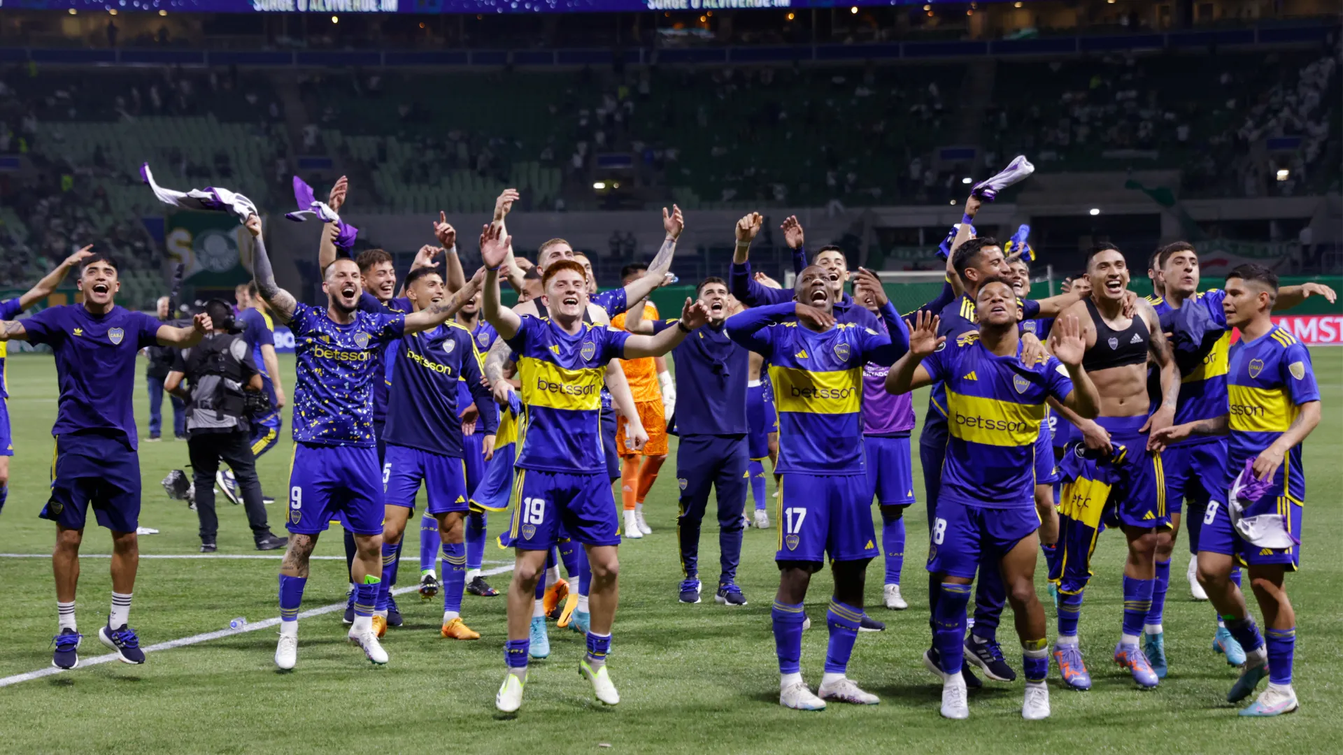 Valentín Barco comemora após eliminar o Palmeiras na Libertadores