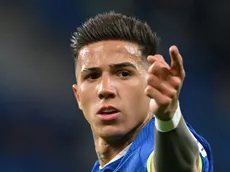 Chelsea planeja renovação para Enzo, mas define preço de venda