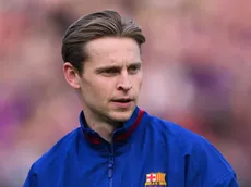 Frenkie de Jong deve voltar contra o Espanyol