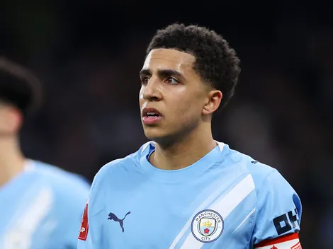 Rico Lewis, do Manchester City, entra na mira do Newcastle