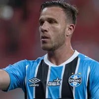 Como avança pela contratação de Arthur, do Grêmio