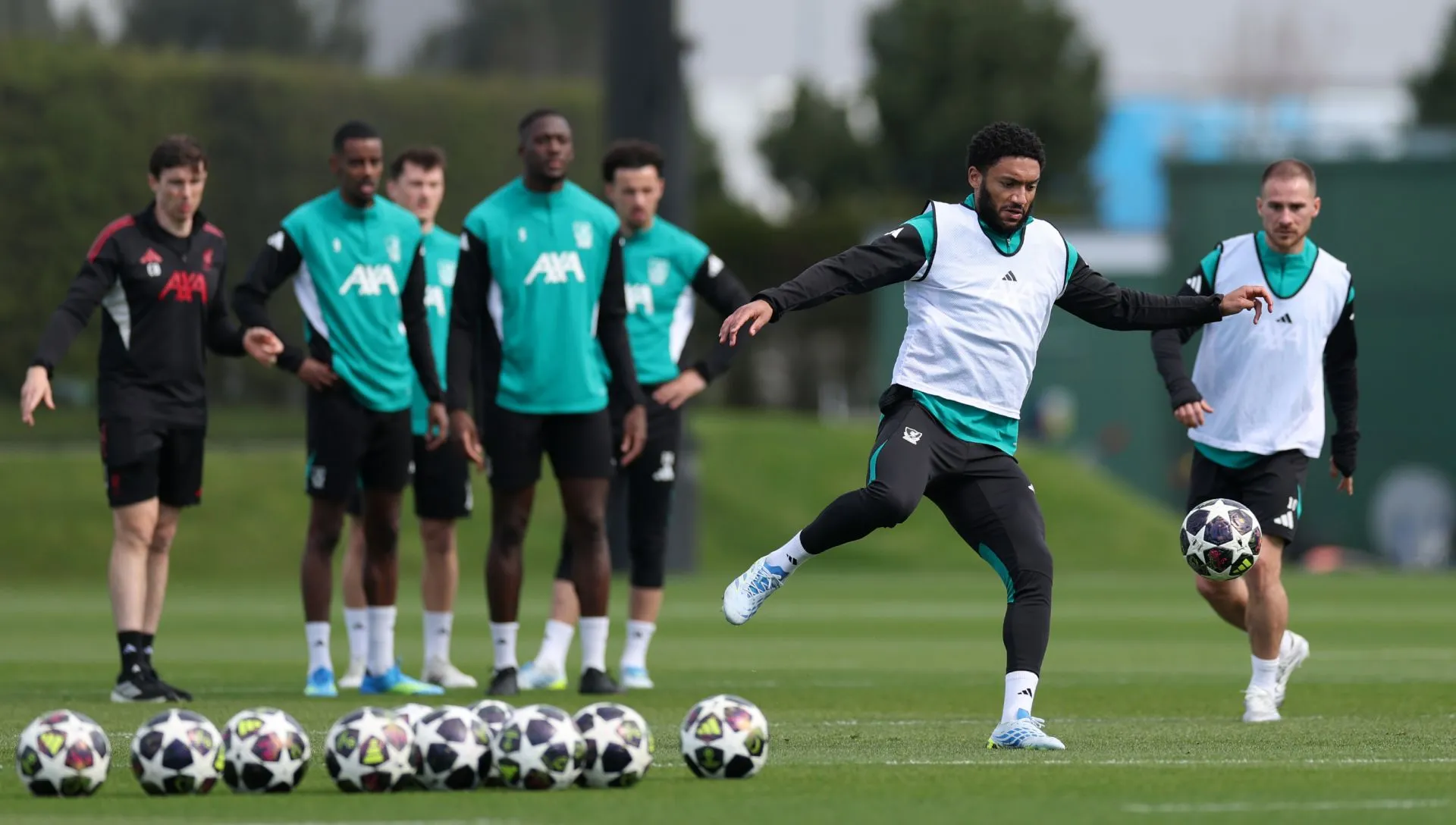 Sessão de Treinamento do Liverpool antes da partida da Champions League. Foto: Jan Kruger/Getty Images