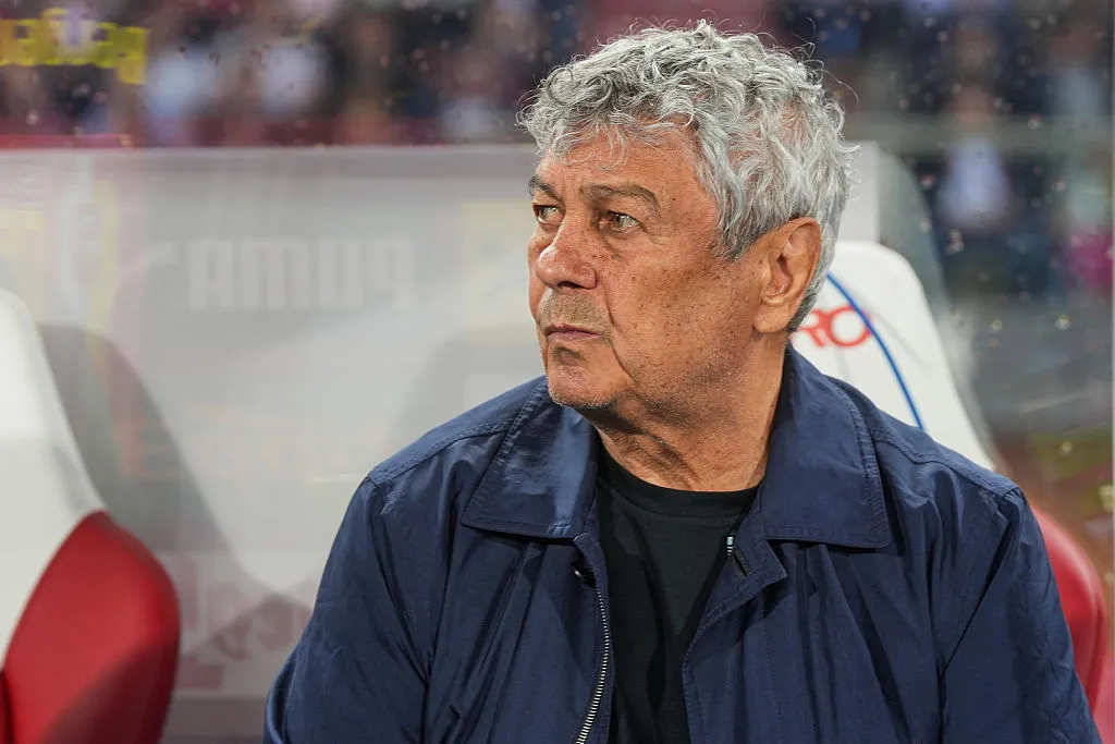 Mircea Lucescu estava na Romênia desde 2024. (Photo by Christian Hofer/Getty Images)