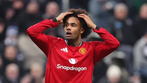 Manchester United pode negociar Zirkzee com Roma, Atalanta e Como. (Photo by George Wood/Getty Images)