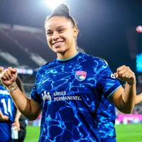 Dudinha lidera participação em gols na NWSL