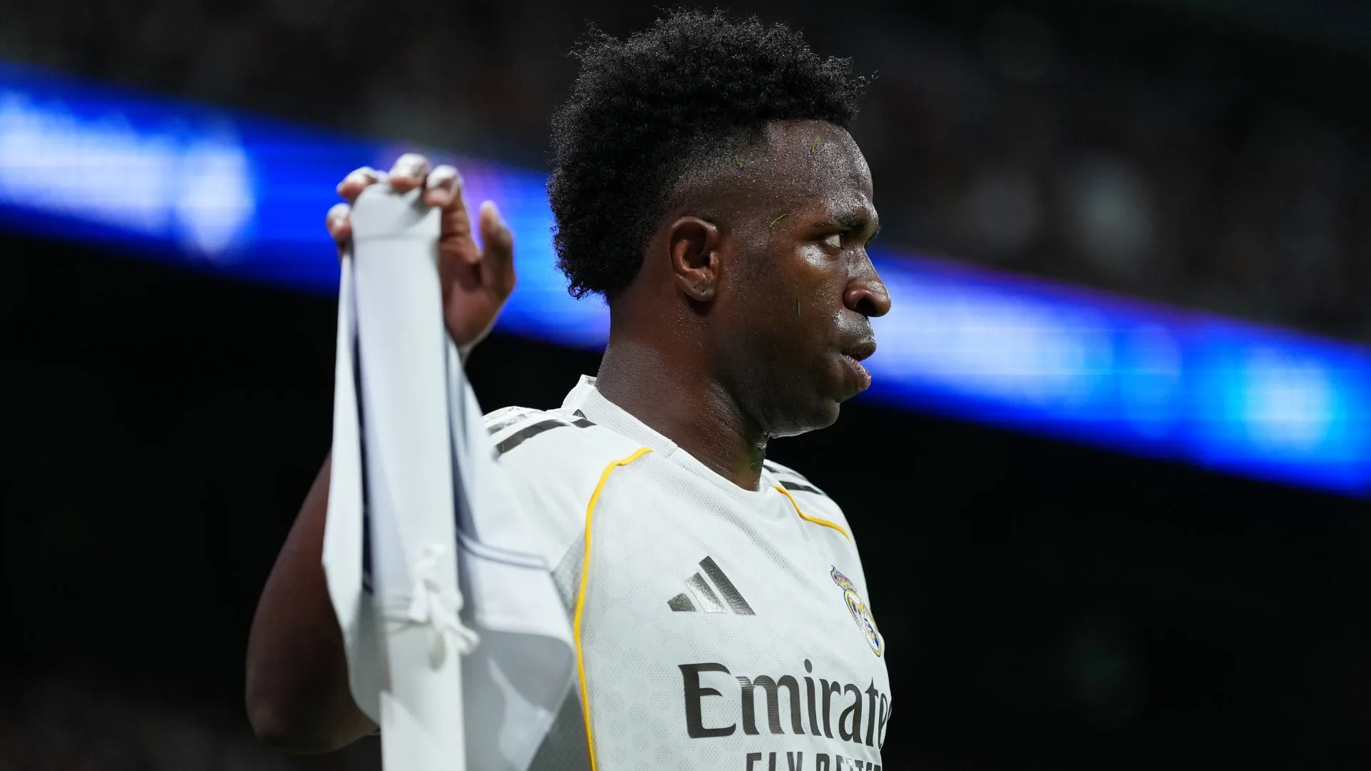 Vini Jr. foi parado por Neuer (foto: Angel Martínez/Getty Images)