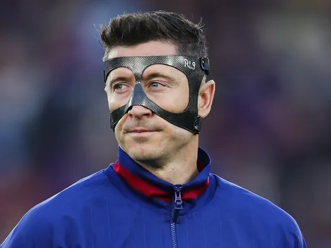 Agente de Lewandowski viaja para discutir o futuro do atacante