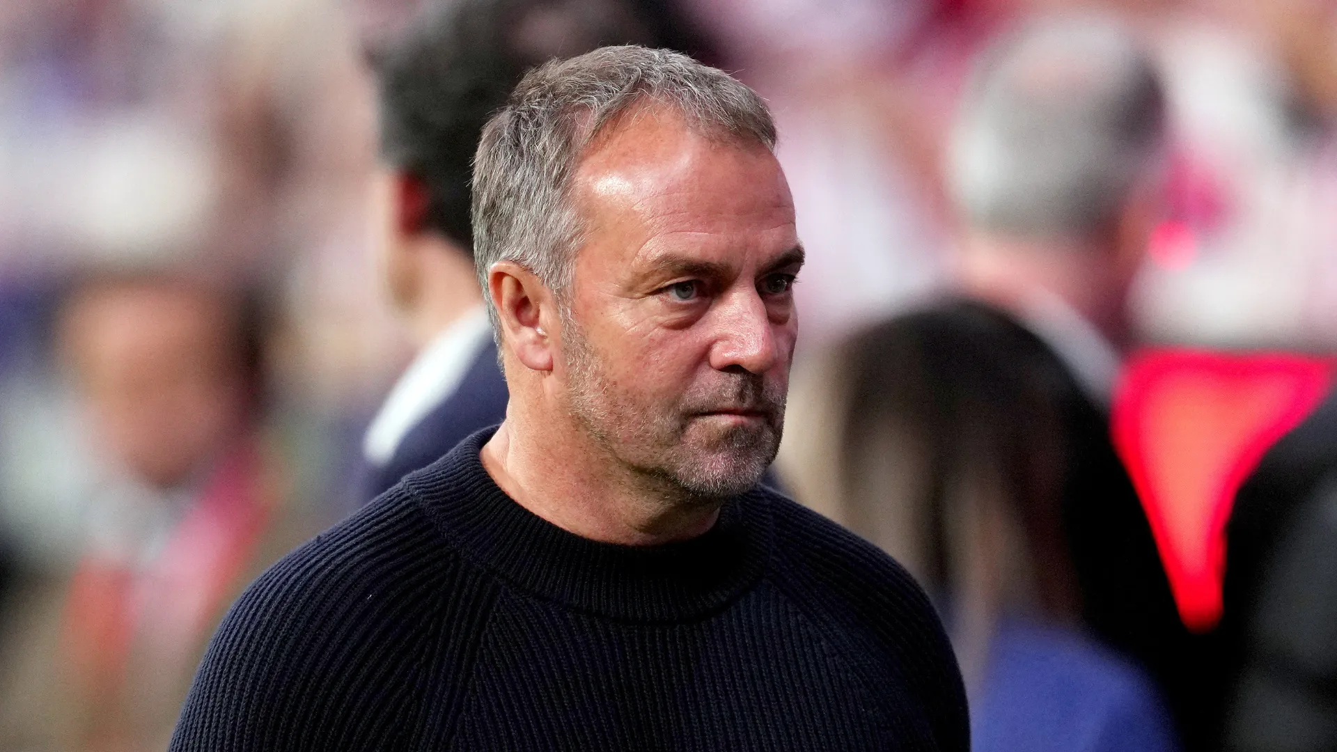 Hansi Flick antes de jogo do Barcelona