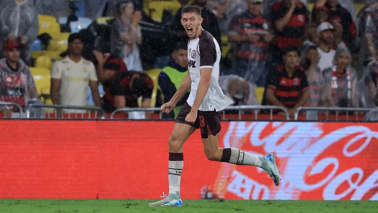 Rodrigo Castillo fez gol pelo Lanús contra o Flamengo
