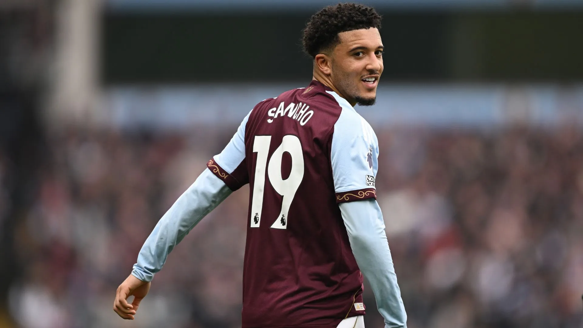Jogador está emprestado para o Aston Villa (foto: Gareth Copley/Getty Images)