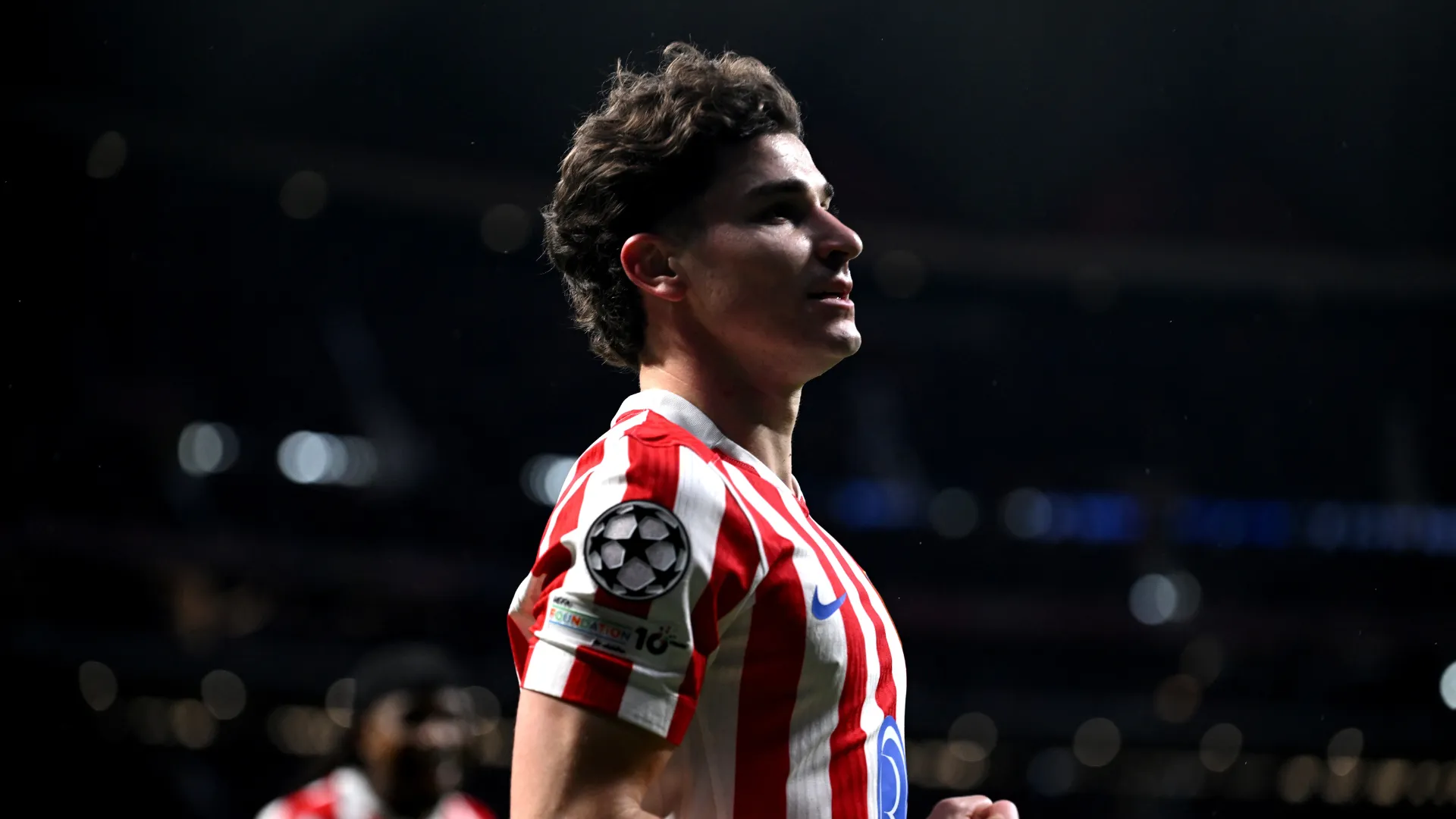 Julián Alvarez comemora gol pelo Atlético de Madrid