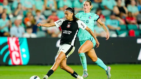 Brasileiras e americanas buscam chegar na final do torneio amistoso - Foto: Jay Biggerstaff/Getty Images