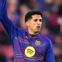 João Cancelo projeta retorno ao Brasil após visitar a Neo Química Arena