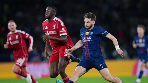 Kvaratskhelia anotou o segundo gol do confronto. Franco Arland/Getty Images