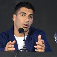 Suárez cogita retorno à seleção do Uruguai para jogar a Copa