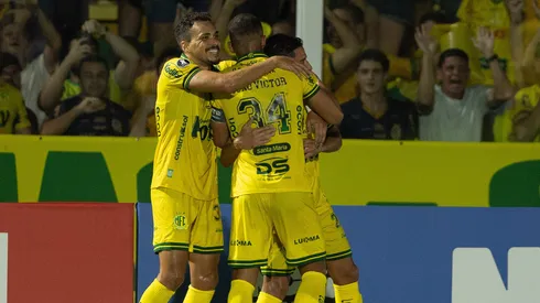 Mirassol vinga o Flamengo e vence o Lanús com gol de João Victor em sua estreia na Libertadores. Foto: Joisel Amaral/AGIF