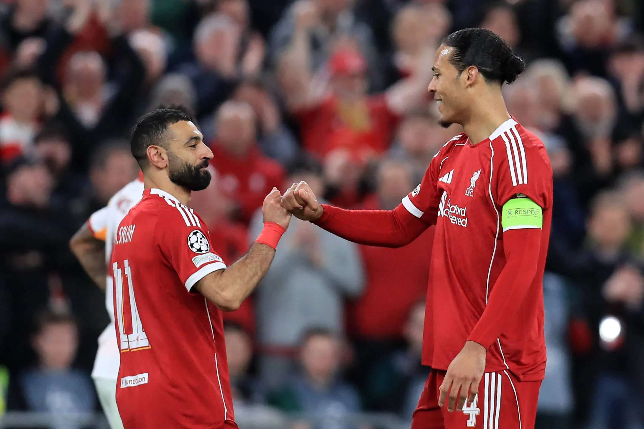 Galatasaray tem interesse na dupla do Liverpool, Salah e Van Dijk e poderia incluir um jogador na negociação. Foto: IMAGO /&nbsp;Action Plus