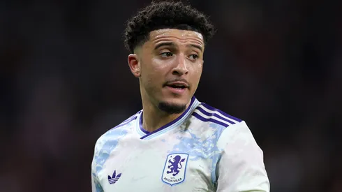Sancho em campo com as cores do Aston Villa. Foto: Justin Setterfield/Getty Images