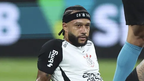 Depay está fora do confronto contra o Platense. Foto: Alexandre Schneider/Getty Images