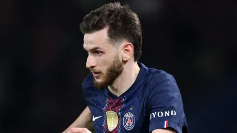 Kvaratskhelia durante jogo do PSG. (Photo by Justin Setterfield/Getty Images)
