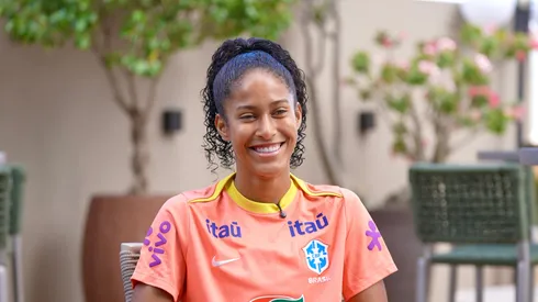 Gi Fernandes comenta sobre sua felicidade em defender a Seleção - Foto: Samara Moumei/CBF