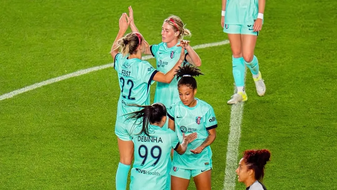 Jogadoras do Kansas comemoram o gol marcado sobre o Corinthians - Foto: Redes Sociais/Kansas City