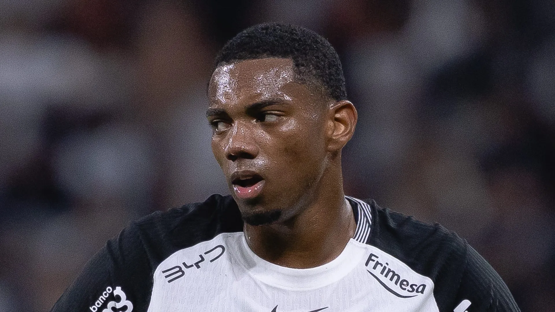 André jogador do Corinthians durante partida contra o Internacional no estádio Arena Corinthians pelo campeonato Brasileiro A 2026. Foto Ettore ChiereguiniAGIF