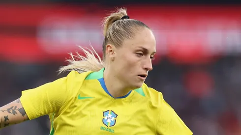 Isa Haas pela Seleção Brasileira Feminina (Photo by Naomi Baker/Getty Images)