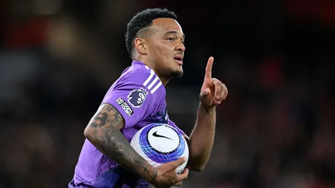 pós enfrentar a elite inglesa, Rodrigo Muniz avaliou zagueiros. Foto: Justin Setterfield/Getty Images