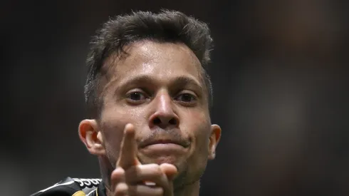 Bernard quer retornar ao futebol europeu e aguarda propostas para deixar o Atlético Mineiro. (Foto: Pedro Vilela/Getty Images)