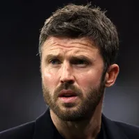 Manchester United decide manter Michael Carrick para a próxima temporada