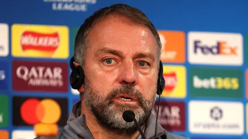 Hansi Flick afirma que Barcelona não precisa de um milagre para se classificar contra o Atlético de Madrid.(Foto: Andrew Redington/Getty Images)