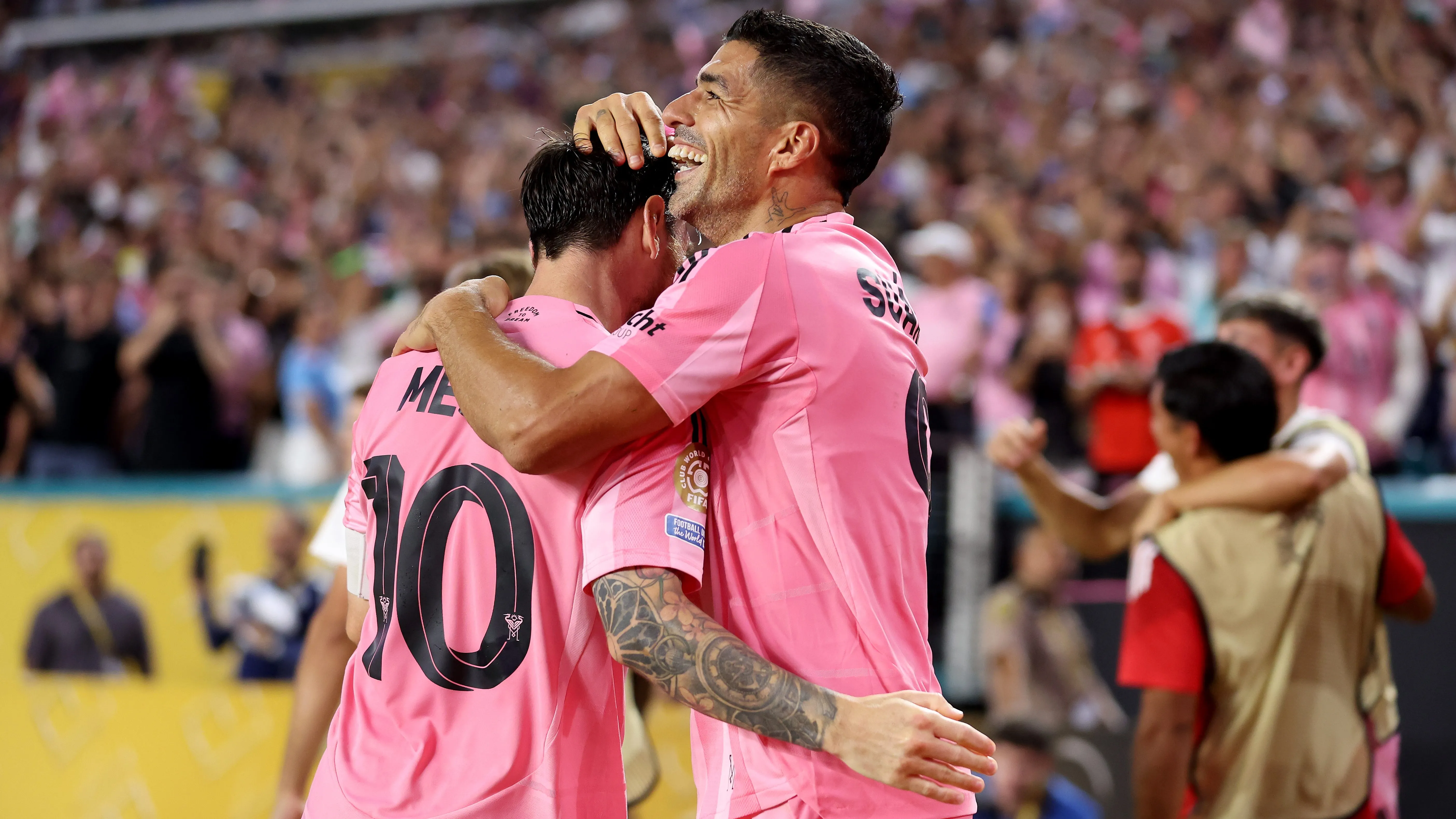 Messi e Suárez em jogo contra o Palmeiras. Foto: Megan Briggs/Getty Images