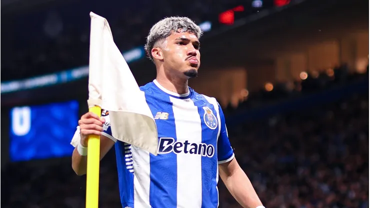 Chelsea pode pagar R$ 381 milhões para tirar Willian Gomes do Porto; São Paulo pode lucrar. (Foto: Diogo Cardoso/Getty Images)