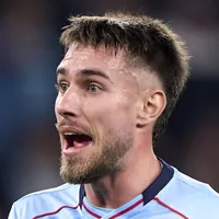 Óscar Mingueza é alvo de disputa entre Manchester City e Arsenal