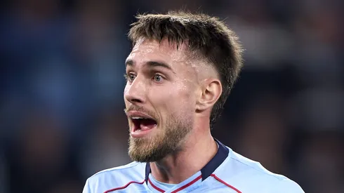 Manchester City e Arsenal disputam a contratação de Óscar Mingueza. (Photo by Jose Manuel Alvarez Rey/Getty Images)