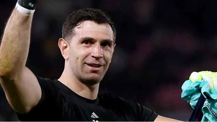 Inter de Milão esquece Bento e define Dibu Martínez como prioridade para substituir Sommer. (Foto: Alessandro Sabattini/Getty Images)